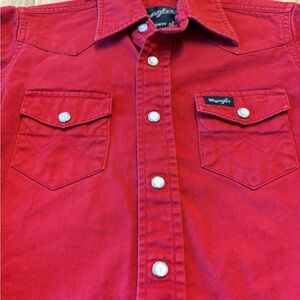 Wrangler Men’s Red Button-Front Western Shirt